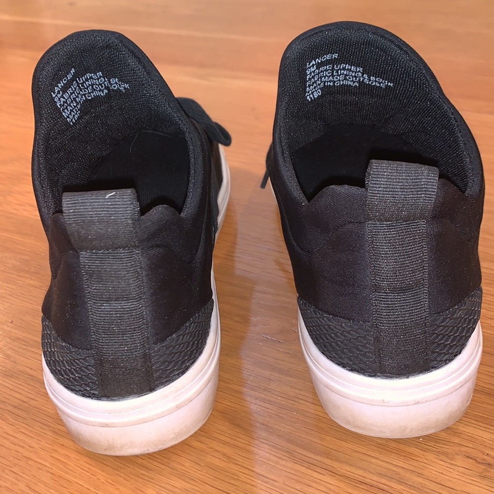 Steve Madden Size 9 Lancer Black Sneakers ~Black & White ~Runners Sneakers shoes - Picture 11 of 16